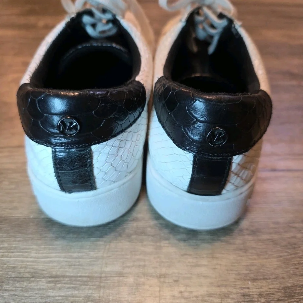 Michael Kors White Sneakers with Black Accents - Picture 5 of 9